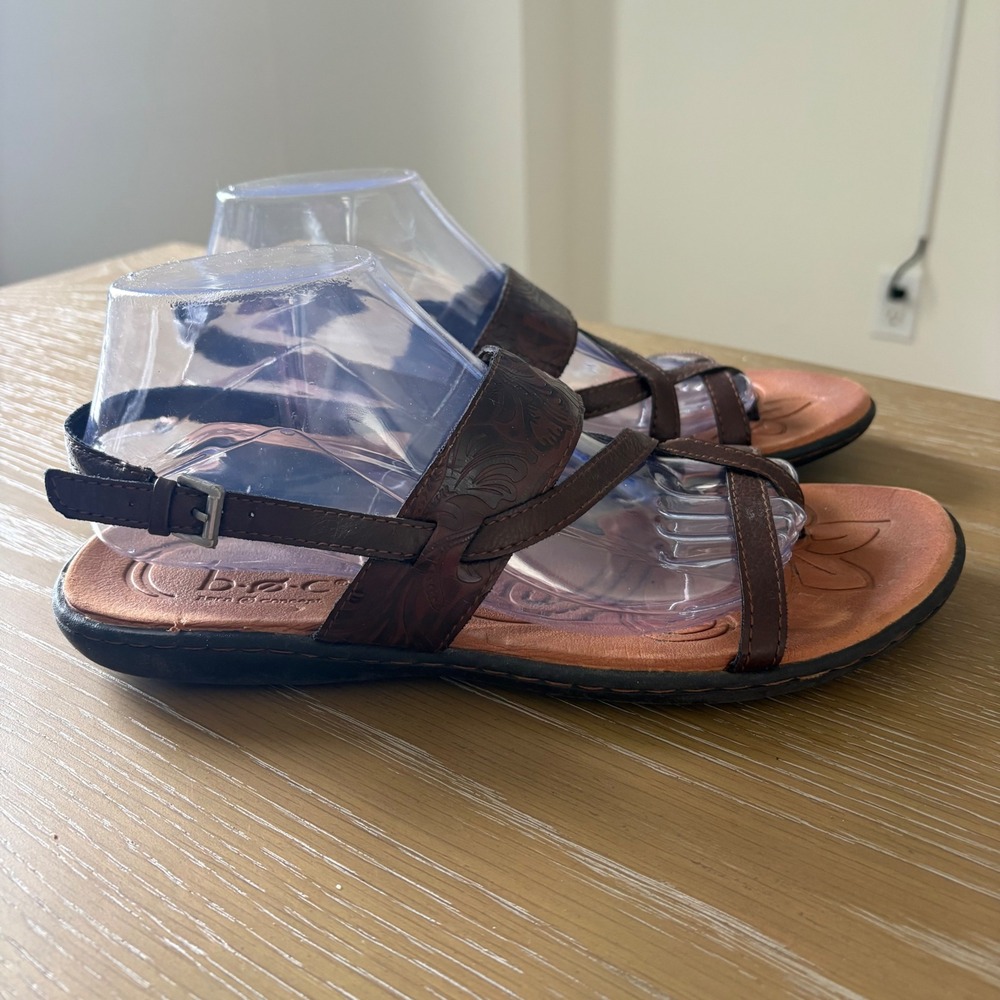 b.o.c. Born Concept Womens Brown Strappy Embossed Floral Comfort Sandals Size 10